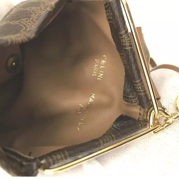 Celine Macadam coin holder, so unique and Vintage - Picture 4 of 5